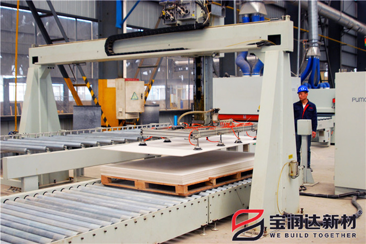 寶潤達外墻保溫裝飾一體板生產